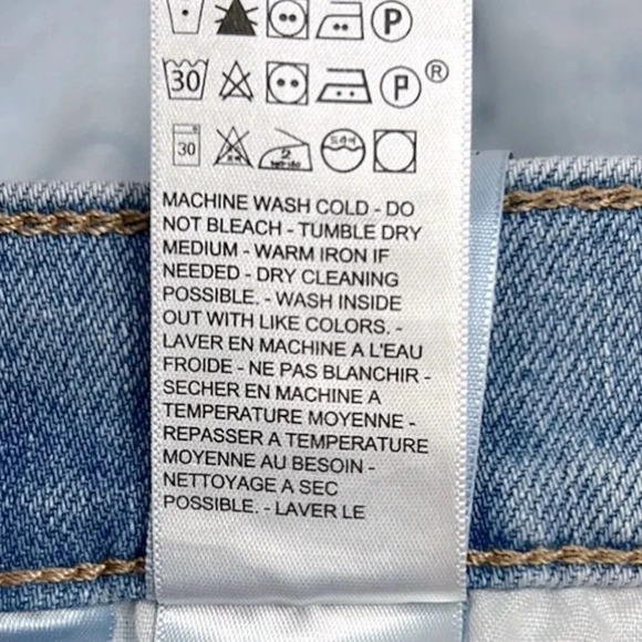 Levi’s NEW Women’s 22W Stretchy High Waisted Mom Distressed Tapered Leg Jean - Picture 9 of 12